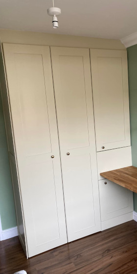 Fitted wardrobe